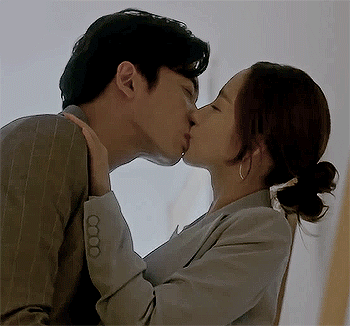 Her Private Life Ep.6 - First Kiss  A breathless chase, a sincere apology,  and a long-awaited first kiss!?! Could Kim Jae Wook be any more charming?  We don't think so! Watch