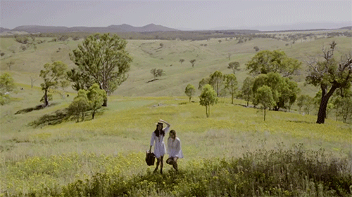 teresa palmer y phoebe tonkin tumblr