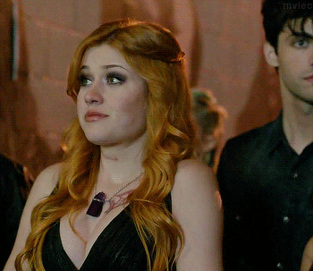 shadow hunter season 1 episode 2 cleavage shadow hunter season 1 episode 2 cleavage
