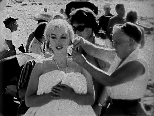 Silver Technicolor Marilyn Monroe On Set Of The Misfits