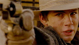 3:10 to yuma logan lerman