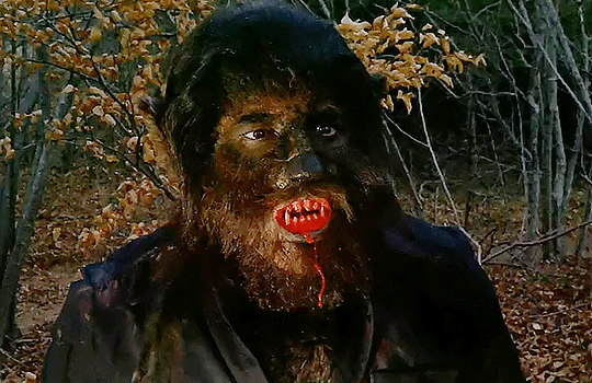 Night of the Howling Beast (1975)