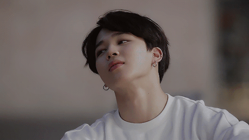 BTS's Jimin shows off his delicate yet powerful, shy yet daring