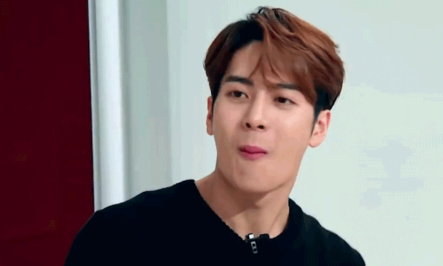 GOT7's Jackson Wang gives alarming message after falling into