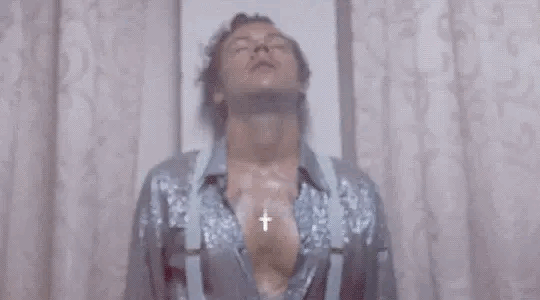 Harry Styles man cleavage: it's deeper than ever