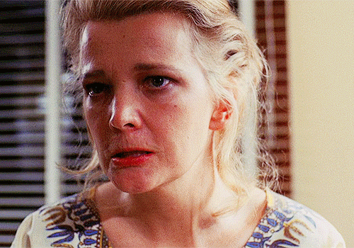 that's a major appliance, that's not a name! — Gena Rowlands as