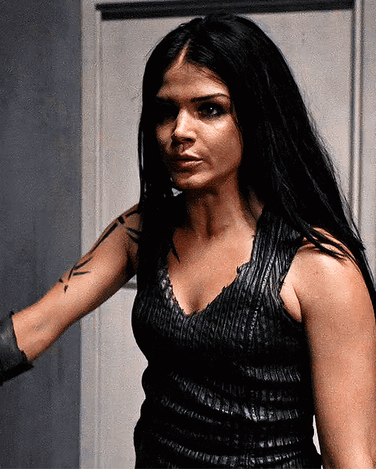 𝑶𝒄𝒕𝒂𝒗𝒊𝒂 𝑩𝒍𝒂𝒌𝒆│𝑰𝒄𝒐𝒏𝒔 | Marie avgeropoulos, The 100 show,  Octavia