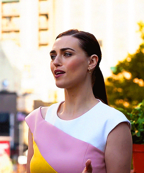 Omnia Vincit Amor Endless Gifs Of Lena Luthor Katie Mcgrath