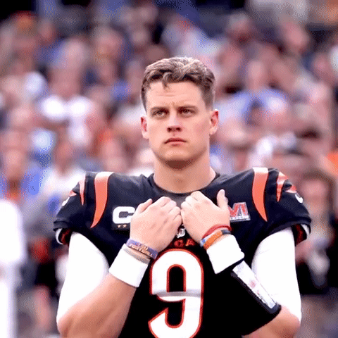 Cincinnati Bengals quarterback Joe Burrow (9) warms up before the NFL Super  Bowl 56 football game against the Los Angeles Rams, Sunday, Feb. 13, 2022,  in Inglewood, Calif. (AP Photo/Matt Rourke Stock Photo - Alamy