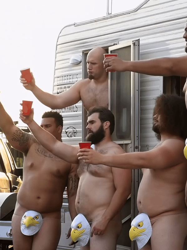 Old Man Enjoyer JASON KELCE And Eagles Naked For ESPN Body Issue