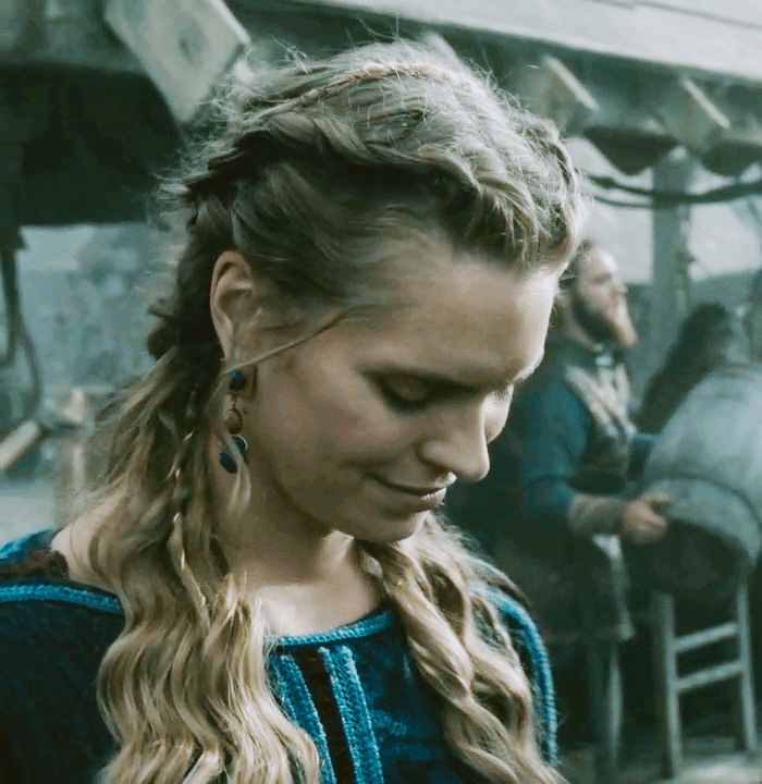 no spoilers] Happy Birthday to Queen Gunnhild herself! : r/vikingstv