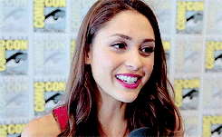 Lindsey Morgan Gifs