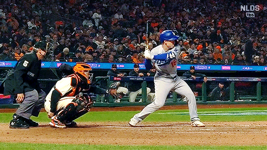 catcher thighs and baseball skies — Will Smith » Second home run of the  NLDS » Giants