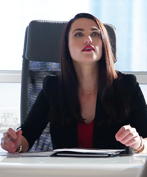 Omnia Vincit Amor Endless Gifs Of Lena Luthor Katie Mcgrath