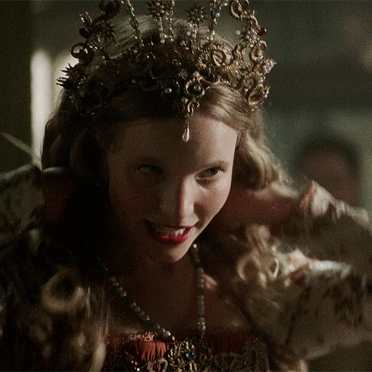 Valyrian Poem Tamzin Merchant As CATHERINE HOWARD 1 4 The