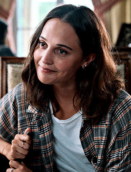 meet me behind the mall — ferrisbuellers: ALICIA VIKANDER as Mira