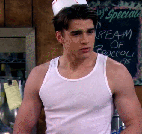 Yes Please… Austin Falk on ‘2 Broke Girls’...