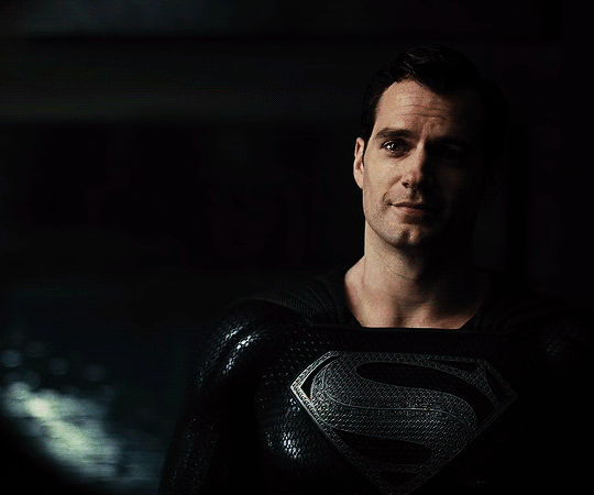 tumblr_n0bjo4BsLI1rei3gfo2_250.gif 245×368 pixels  Superman henry cavill, Superman  cavill, Henry cavill