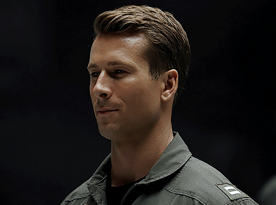 Top Gun Daily : Glen Powell as “Hangman” in Top Gun: Maverick