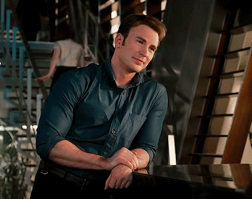 DYER, STEVE ROGERS - 𝐏𝐑𝐄𝐕𝐈𝐄𝐖