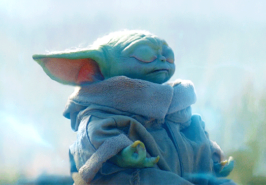 Se imaginan cómo sería baby Yoda centennial? Hoy es el día de#StarWars 🌌 y  no podíamos dejar pasar la oportunidad para hacer un…