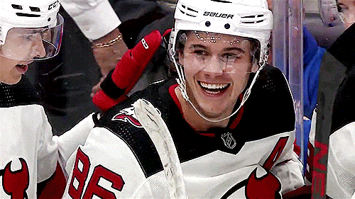 Saw this Jack Hughes wallpaper on twitter for those on the hype train. :  r/devils