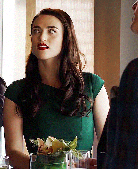 Omnia Vincit Amor Endless Gifs Of Lena Luthor Katie