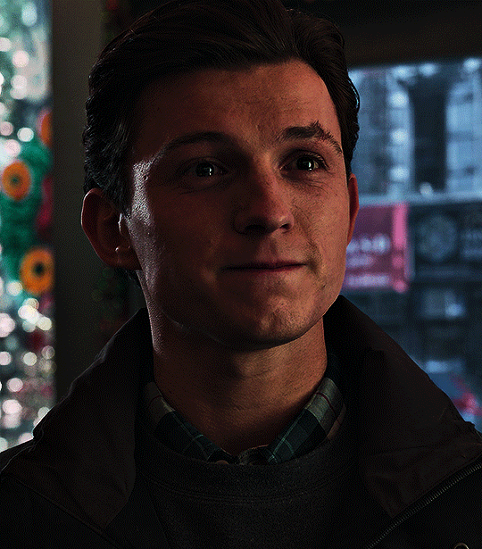 🎬 filmgifs 🎞 / Tom Holland as Peter Parker SPIDER-MAN: NO WAY...