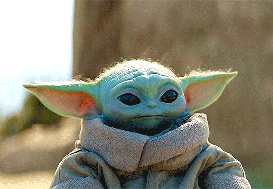 Se imaginan cómo sería baby Yoda centennial? Hoy es el día de#StarWars 🌌 y  no podíamos dejar pasar la oportunidad para hacer un…