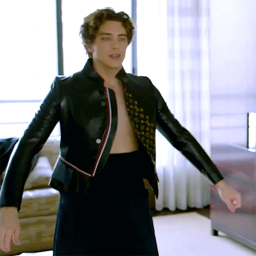 no need for rules anymore — militantis: CODY FERN gets ready for the Louis
