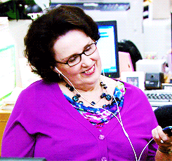 The Office Gifs Why Is Phyllis So Aroused She S Listening To 50