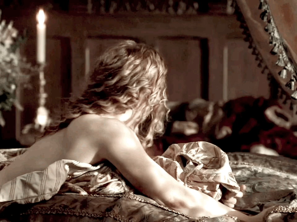 circa regna tonat — mistress-gif: 300 (2006), starring Gerard