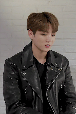 Jungkook in leather jackets 🖤
