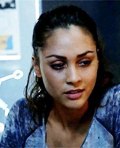 Lindsey Morgan Gifs