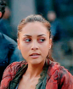 Lindsey Morgan Gifs