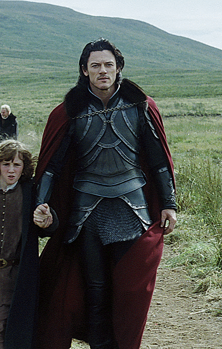 Vlads Armor And Cloak In Dracula Untold Periodcostumefantasylover