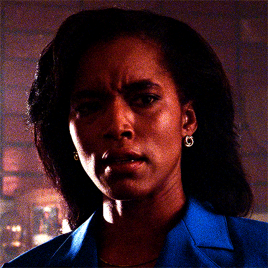 Angela Bassett Boyz N The Hood ANGELA BASSETT as Reva Styles Boyz N the Hood... : 90s GIFS