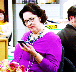 The Office Gifs Why Is Phyllis So Aroused She S Listening To 50