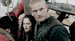 moved to vikingshistory.tumblr.com  Alexander ludwig, Traje viking, Vikings  ragnar