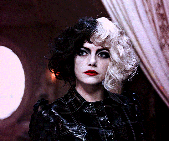 Film Updates on X: New still of Emma Stone in #Cruella (via Vogue)   / X