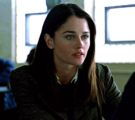 Love All, Trust Few / ROBIN TUNNEY as VERONICA DONOVAN Prison Break