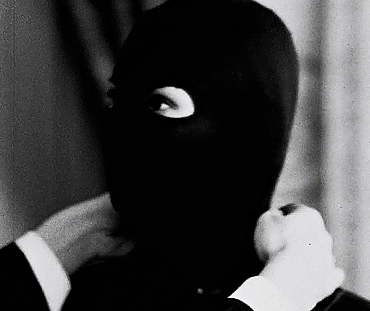 422/ Irma Vep (Olivier Assayas 1996) - The Cine-Tourist