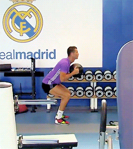 AiScore Sports - 🚨 Cristiano Ronaldo is currently training at Real Madrid  training centre 👀