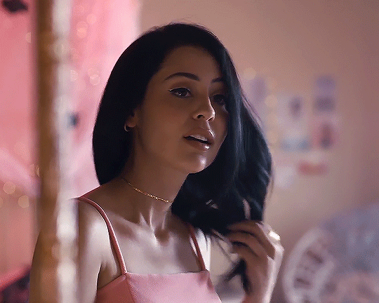 bloodlusted fairy — Alexa Demie as Maddy Perez in EUPHORIA (2019-)