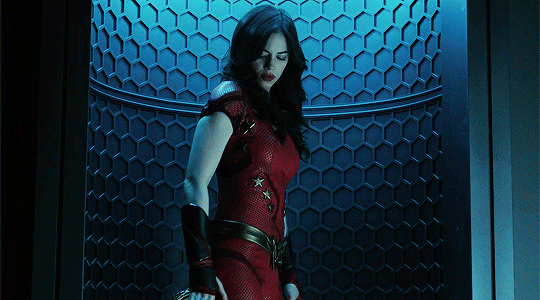 CONOR LESLIE as DONNA TROY in 2x01: Trigon. : TITANS LADIES