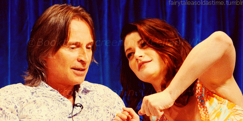 robert carlyle and emilie de ravin behind the scenes