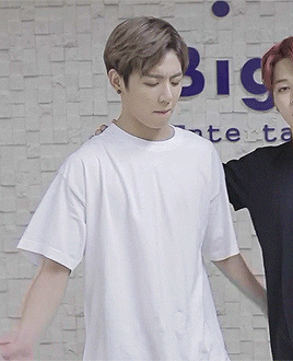 Jungkook on sale plain shirt