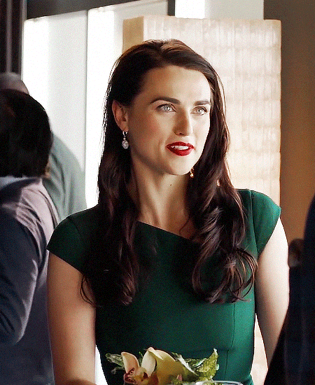 Omnia Vincit Amor Endless Gifs Of Lena Luthor Katie