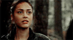 Lindsey Morgan Gifs