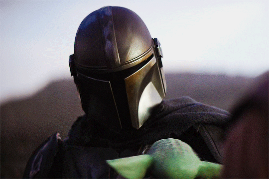 Star Wars: Incredible Mandalorian Cosplay Strikes A Chord With Fans